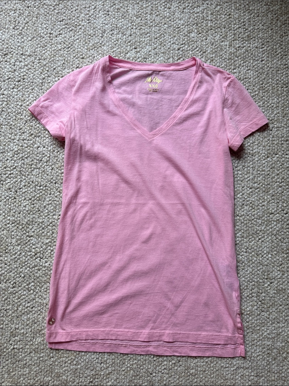 Lilly Pulitzer Pink V-Neck Short Sleeve Tee Size XXS